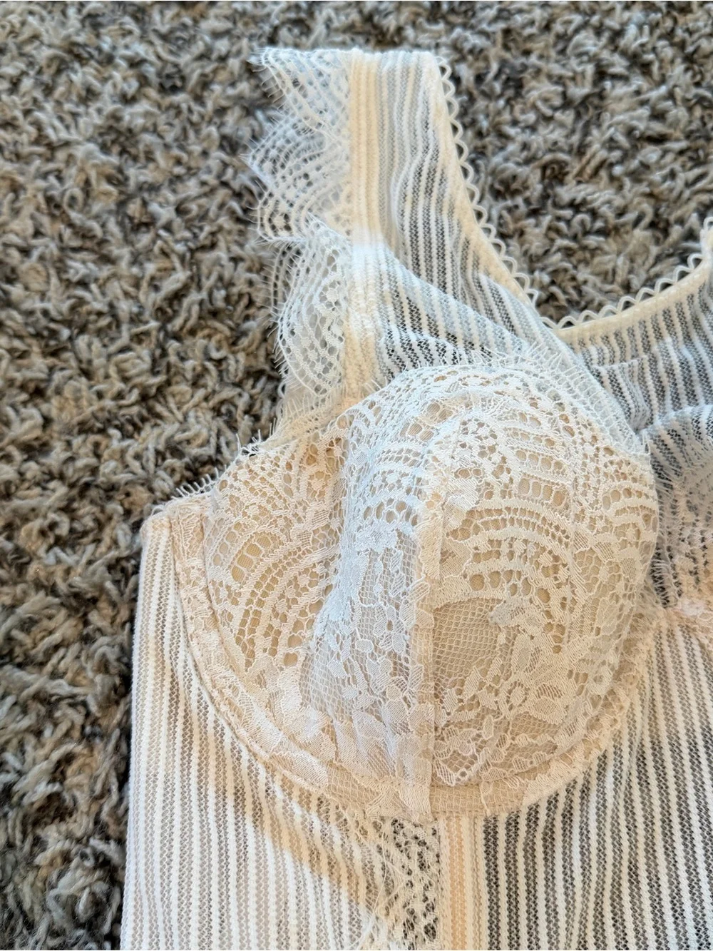 NWOT Victoria’s Secret Dream Angels Floral Lace Striped Mesh White Bra Top 32D - Picture 5 of 13